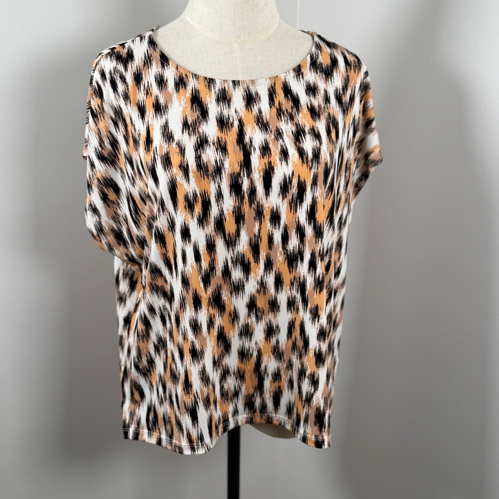 G by Giuliana LP SS Top Animal Print Abstract Knit Animalier Neutral Office EUC